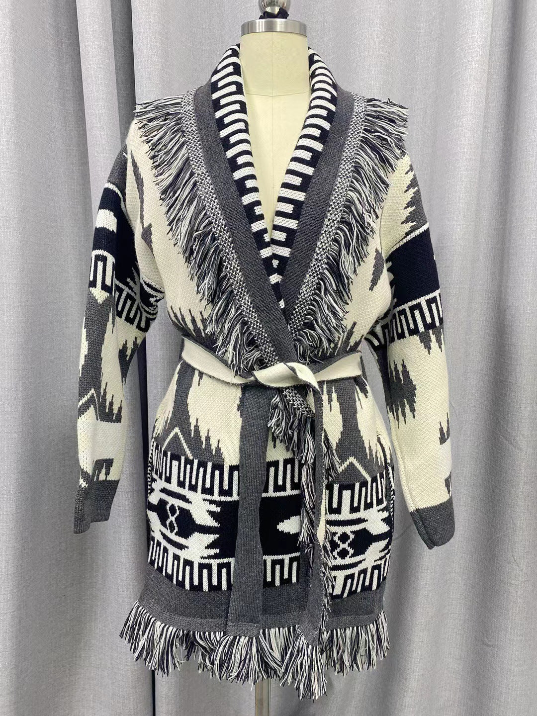 Bohemian Stylish Women's Icon Jacquard Pattern Cardigan